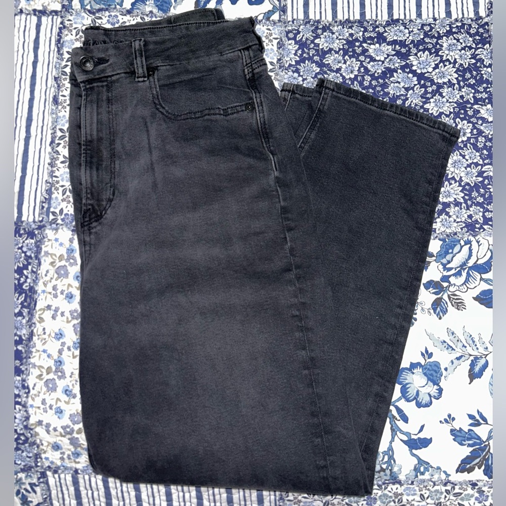 American Eagle Curvy Mom Jeans